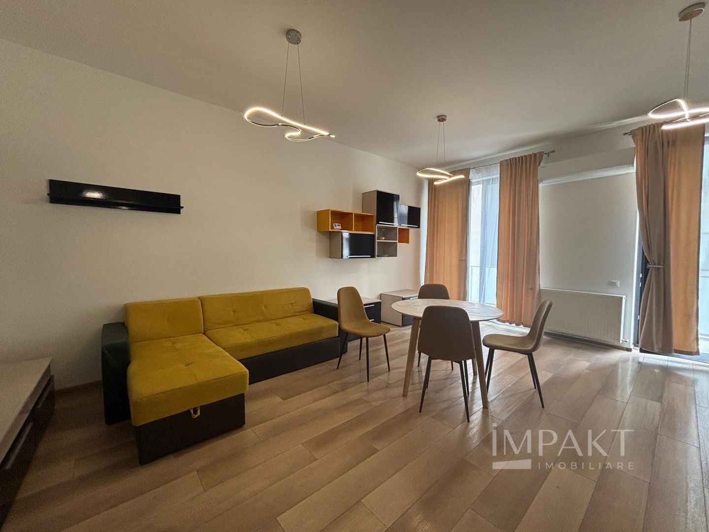 Oferim spre închiriere apartament cu 3 camere,  75mp,  zona centrala - Poză 3