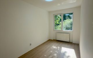 Apartament cu 3 camere et 1 + garaj - Poză 5