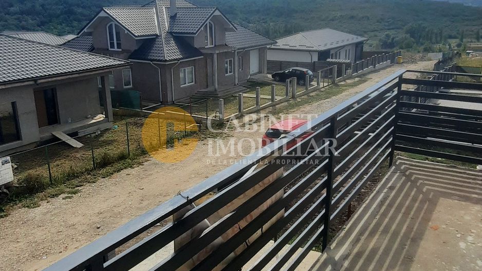 🏡VILĂ DEOSEBITĂ DE VÂNZARE – 5 DRUMURI, VALEA ADÂNCĂ 🏡 - Poză 3