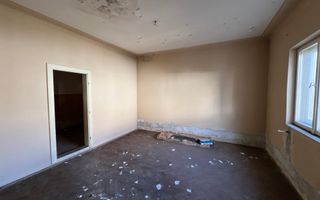 Casa de vanzare pretabila birouri/salon/spatiu comercial, 748MP - Poză 8