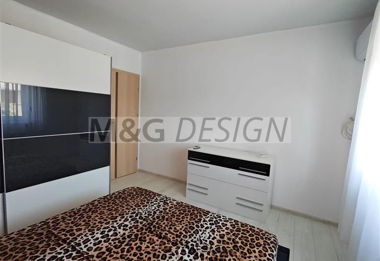 Giroc 2 camere decomandat (transformat din 3camere) et 1 loc parcare - Poză 12