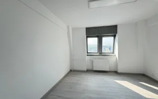 Spatii comerciale moderne de inchiriat, in cladire recent renovata - Poză 22