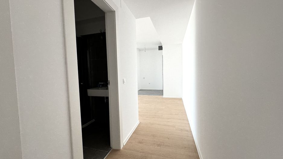 3 camere 76 mp SU + Balcon 6.5mp - Zona Lac Straulesti-Mall Colosseum - Poză 3