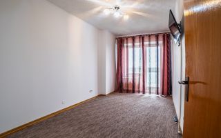 VÂNDUT!!! Apartament spațios cu 3 camere, zona Polivalentă - Poză 7