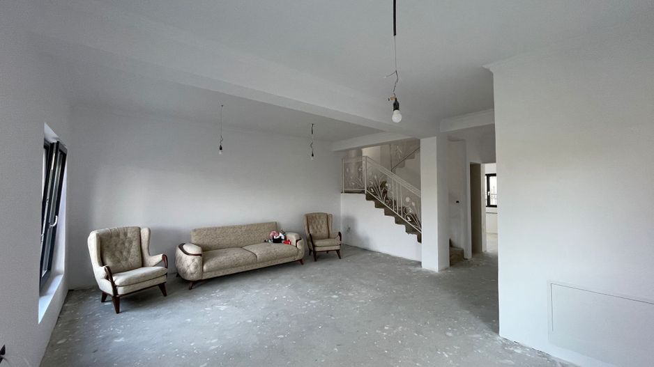 Duplex - 3dormitoare - 3 bai - 175.000€ | Ghiroda | - Poză 3