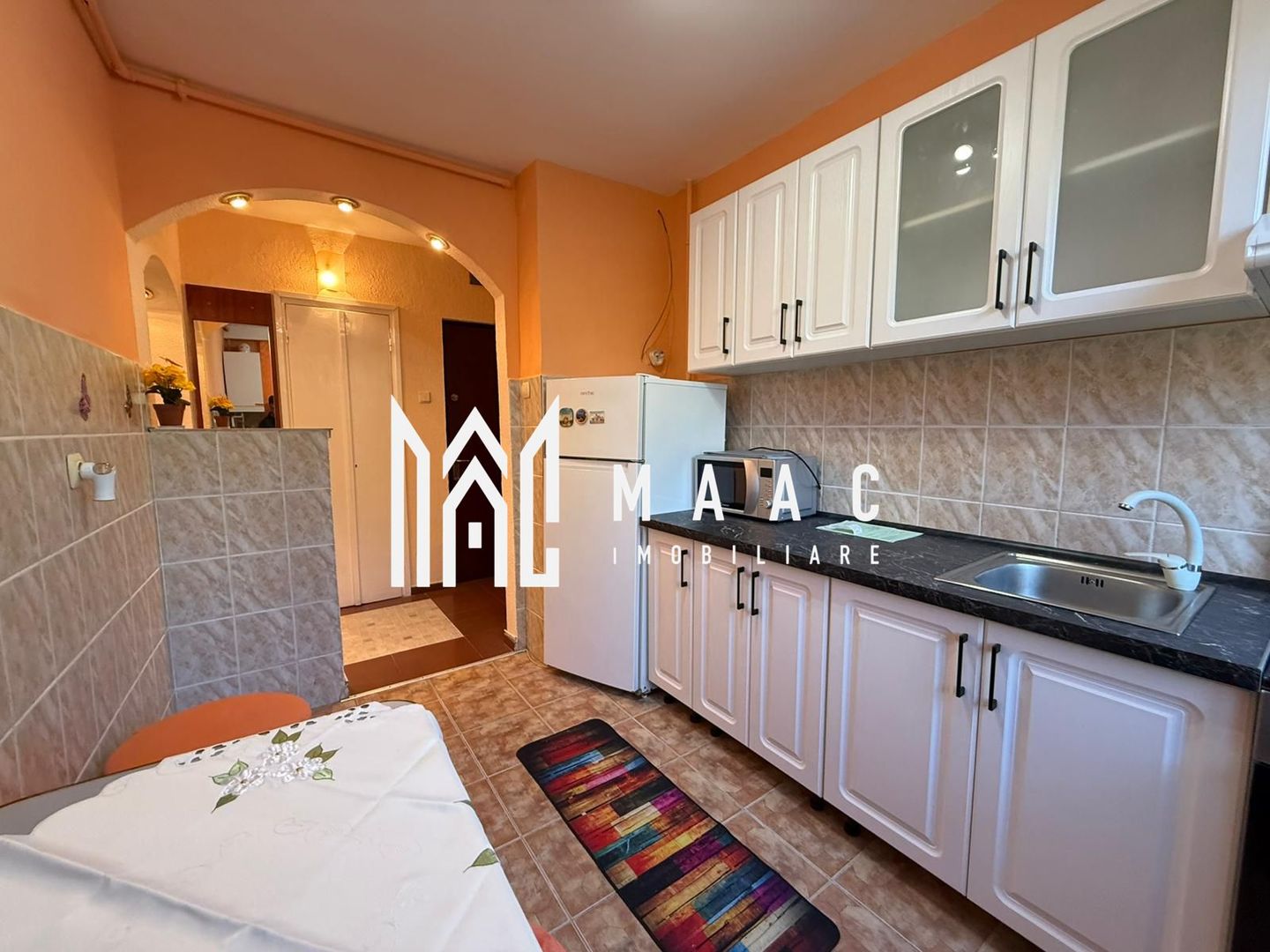 Apartament 2 camere | Etaj 1 | Balcon | Renovat | Central - Poză 17