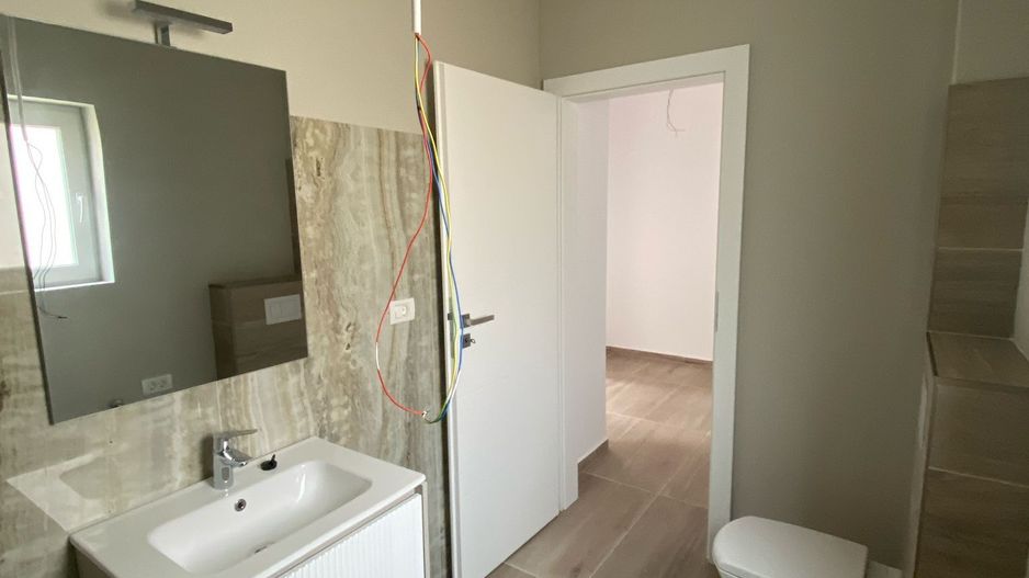 Giroc-Neptun | 2-3 Camere | Centrala proprie | Loc de parcare - Poză 10