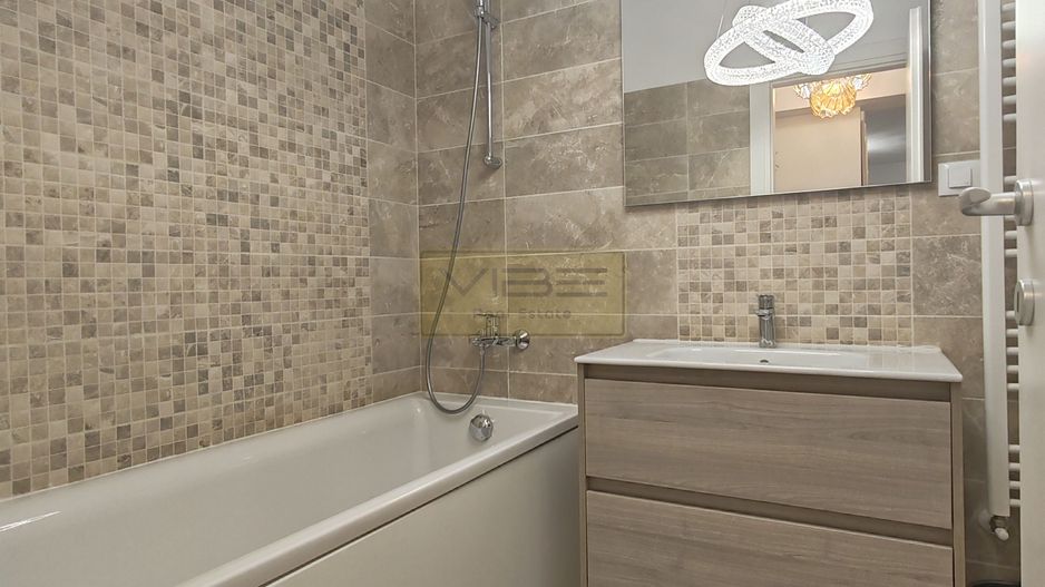 Apartament Premium -  Semicentral-Decomandat +Parcare! - Poză 23