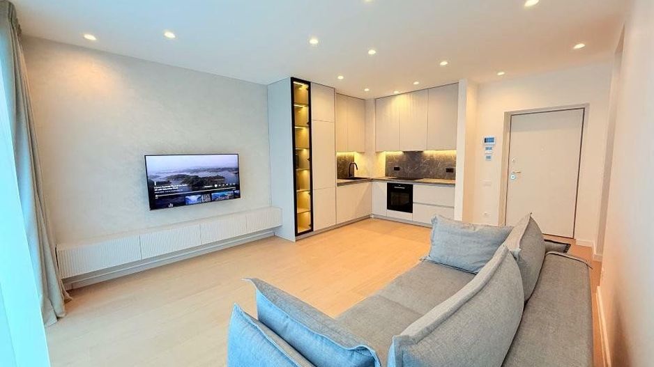 Inchiriere Apartament nou 2 camere Aviatiei Tower - Poză 1