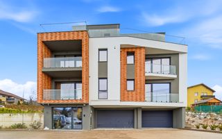 Apartament in vila! 4 camere 125.56 mp utili+37 mp terasa! 2 garaje! - Poză 1