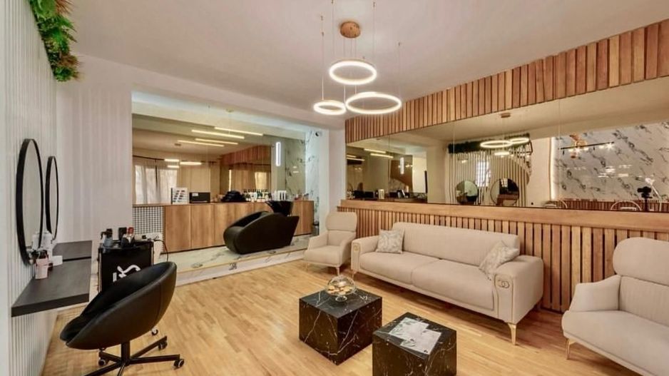 Vilă pe Bulevardul Pipera, cu predarea afacerii de înfrumusețare - Poză 1