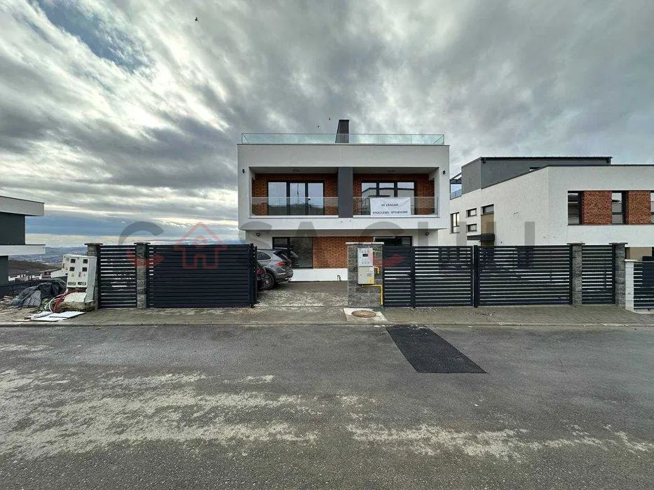 Duplex semifinisat cu vedere panoramica zona Voronet! - Poză 8