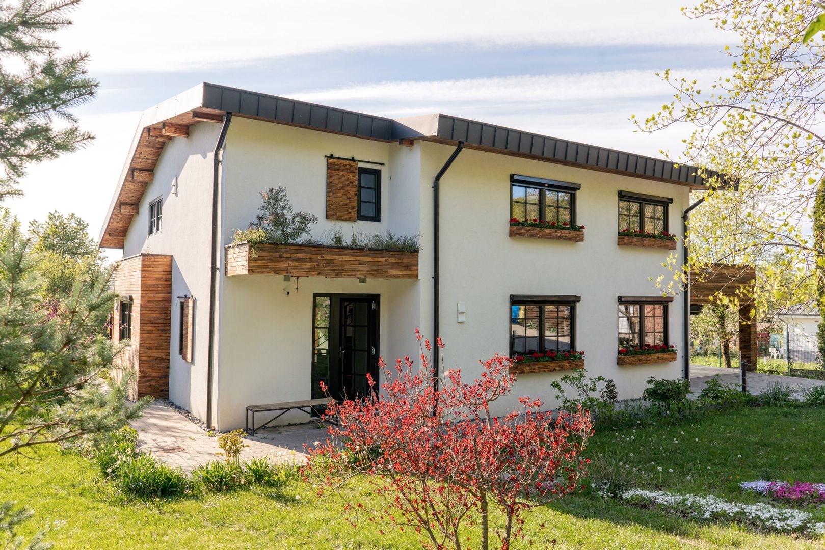 Signature Loft in Faget - 1700 mp teren, 200 mp util - Poză 1
