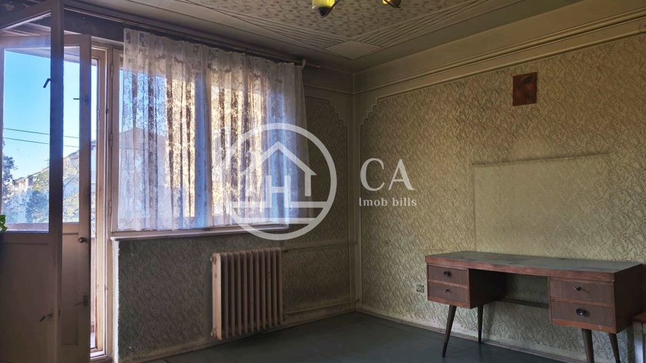 Apartament cu 4 camere de vanzare in zona Dacia, Oradea - Poză 2
