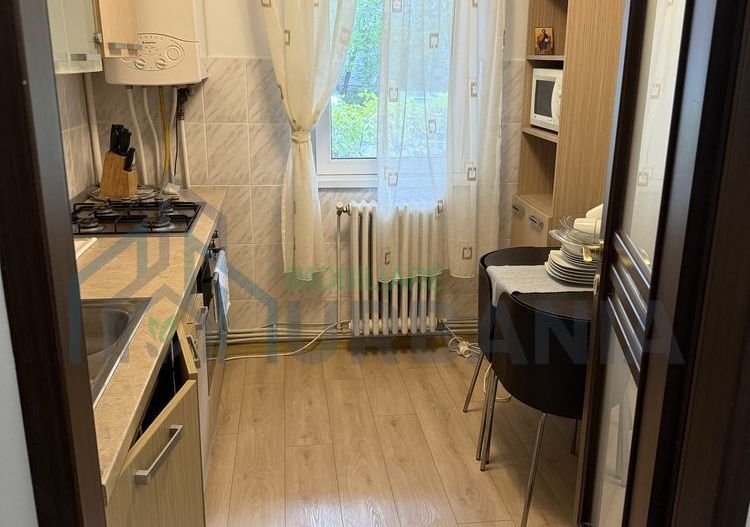 Apartament cu două camere de închiriat, decomandat, parter, Nicolina 2, Iași - Poză 7