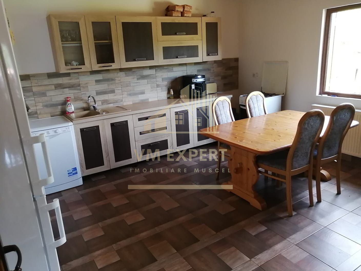 VILA 7 CAMERE TEREN 872 MP BUGHEA ARGES - Poză 10