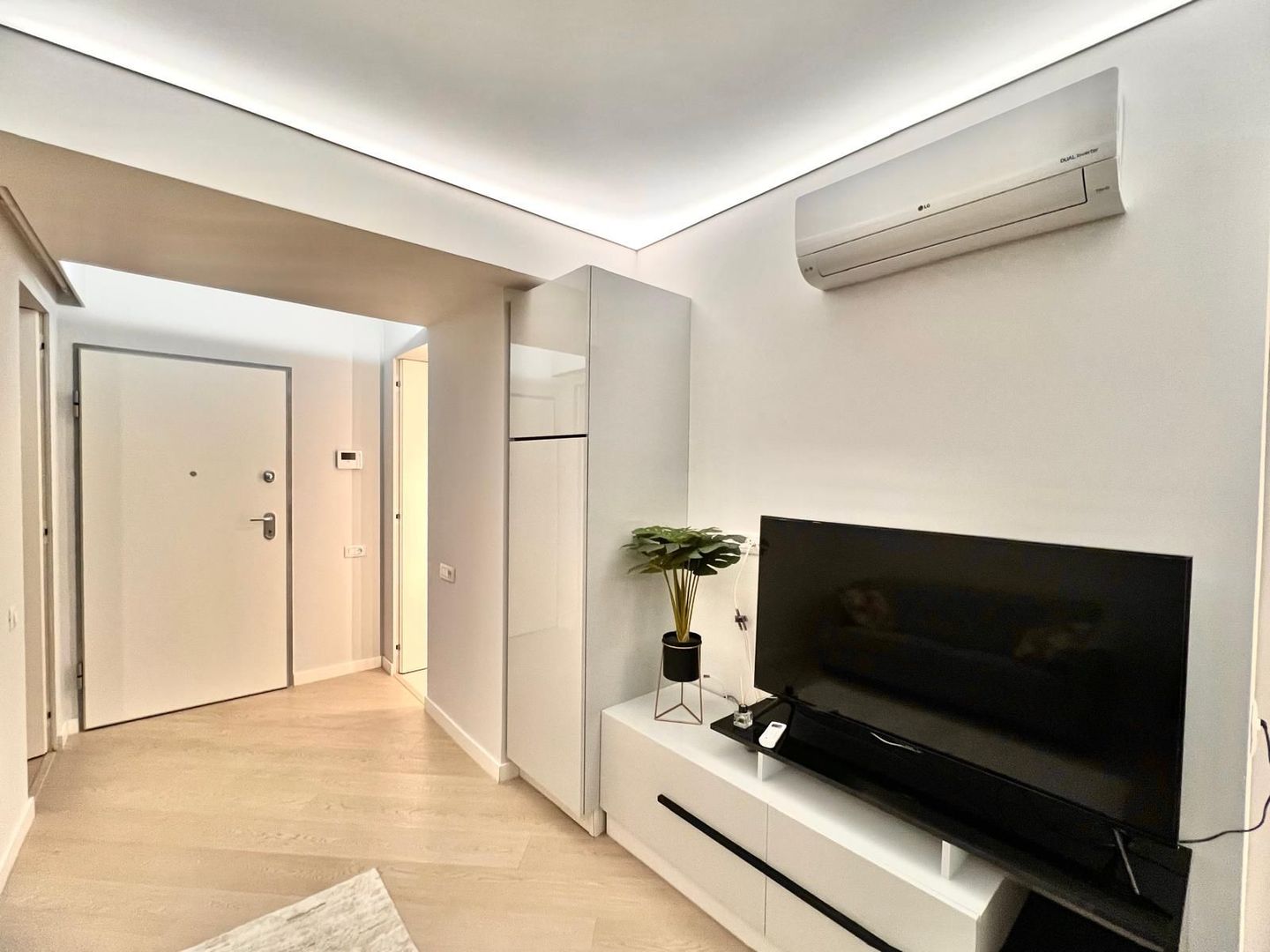 Apartament de inchiriat 2 camere cu parcare inclusa | Pipera - Poză 4