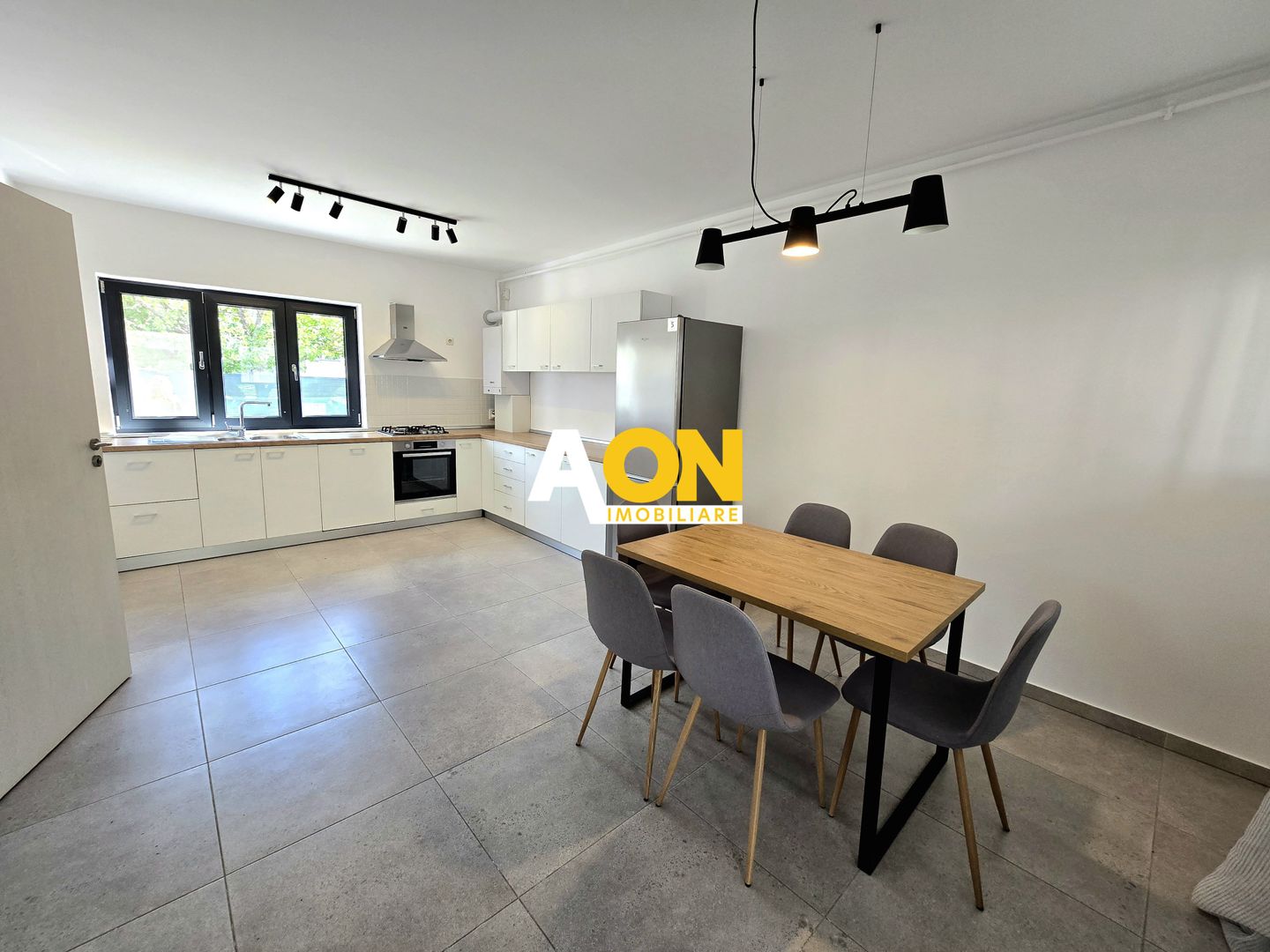 Casă Tip Înșiruit, 4 Camere, Complet Mobilată, zona Cetate - Poză 8