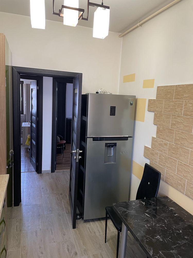 Apartament 2014, etaj 4, balcon, AC, lift, zona Chitilei - Poză 2