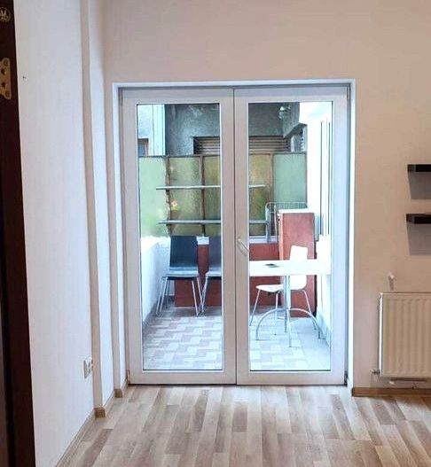 Apartament  de închiriat | 4 camere | Universitate - Poză 1