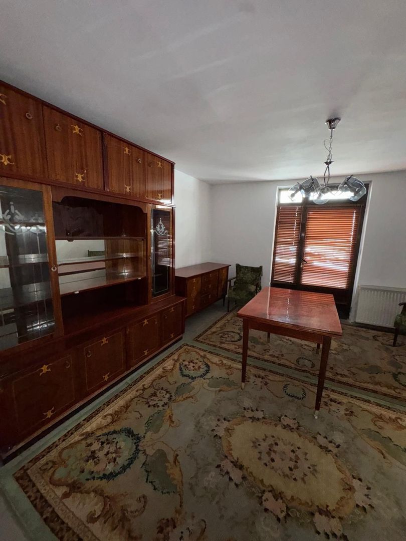 vand casa zona Biserica Noua , P+ET 1 - Poză 10