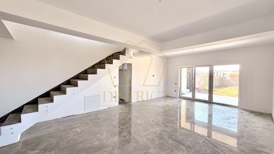 Duplex cu 3 camere, despărțit prin camera tehnica | Mosnita Noua | Barista - Poză 1