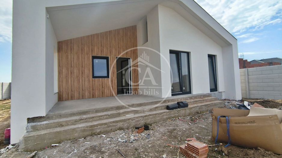 Casa de vanzare cu 4 camere in Santandrei, Bihor - Poză 9