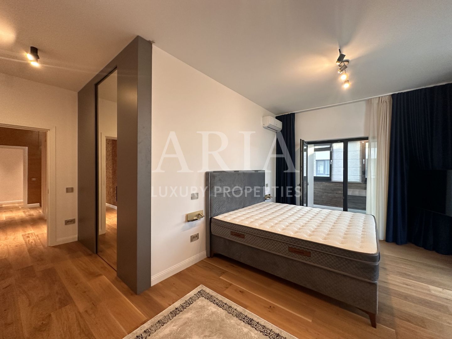 BELAIR LAKE - Penthouse duplex - LAKEFRONT - - Poză 25