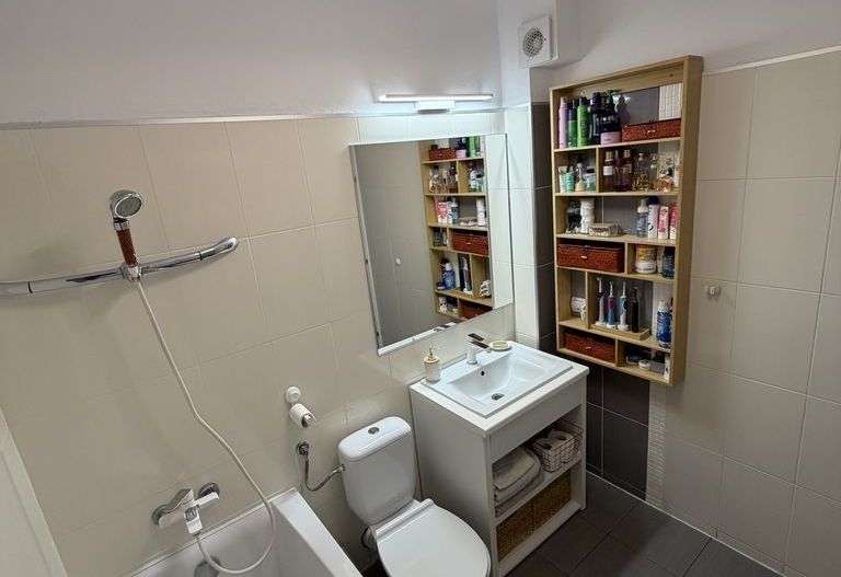 BRASADAS vinde ap 3 Cam + Loc Parcare in Micro 16. - Poză 9