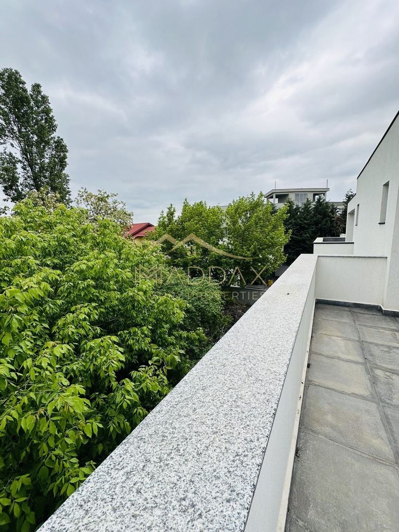 Vilă **6 camere  **451mp // Zona Iancu Nicolae - Poză 43