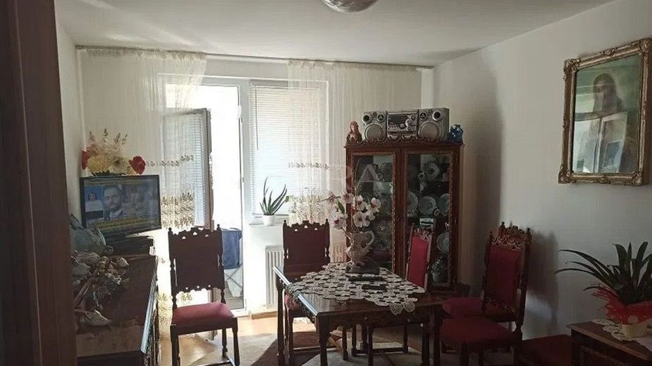 Apartament cu 2 camere de vânzare, Floresti - Poză 3