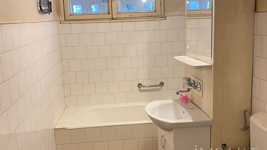 Apartament cu 3 camere, etaj intermediar, zona BIG! - Poză 5