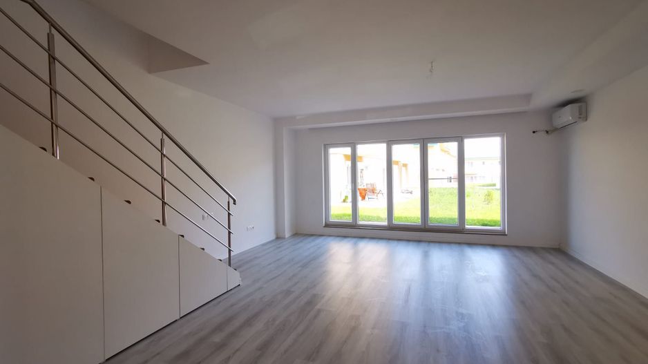 Vila 3 camere Cosmopolis - Poză 5
