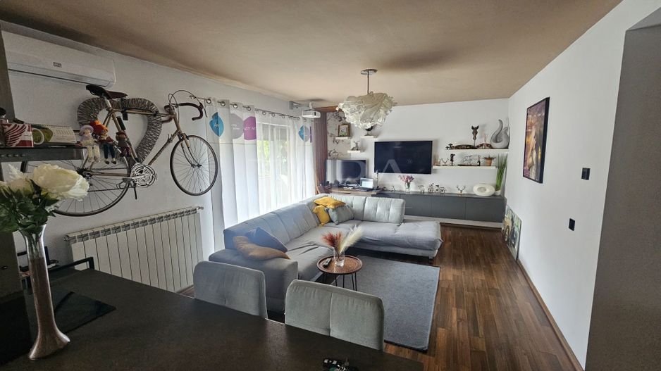 Apartament 3 camere, finisaje premium – Zona Sub Cetate. Cetății. - Poză 1