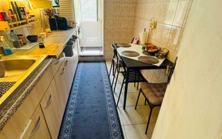 Apartament 3 camere – Bd. Alexandru Obregia. Zona Straduintei. - Poză 8
