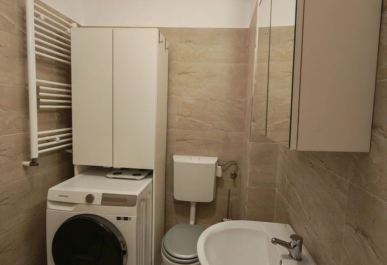 Apartament cu 3 camere extrem de interesant Viscolului-Militari - Poză 15