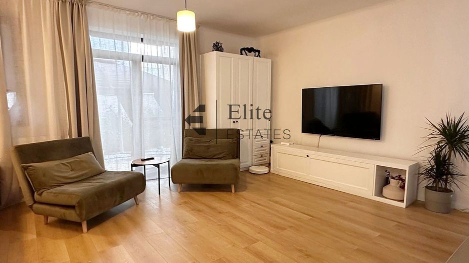 Casa cu 5 camere de vanzare Cartierul Tineretului Oradea - Poză 2