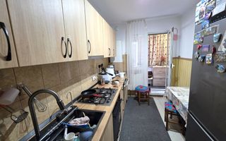 Apartament cu 3 camere, parter, boxă, acces curte, Cetate, zona Closca - Poză 4