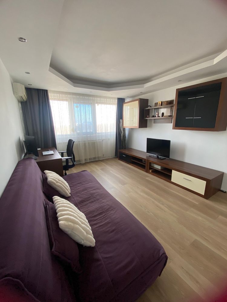 APARTAMENT COCHET METROU ZONA EROII REVOLUTIEI - Poză 1