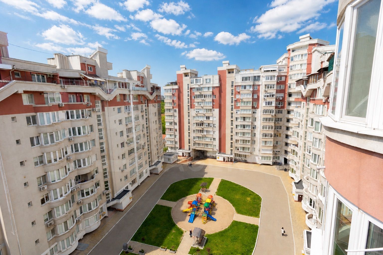 Un apartament cu personalitate, 117,3 mp, str. Lev Tolstoi - Poză 8
