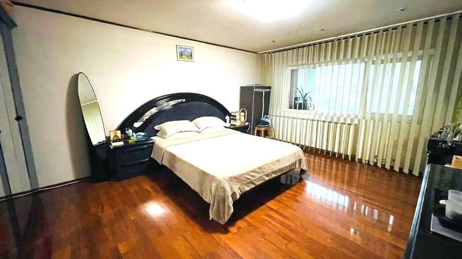 Vânzare 3 Camere 110 mp | Centrală Proprie | 2 min Mall Vitan, 12 min Metrou - Poză 2