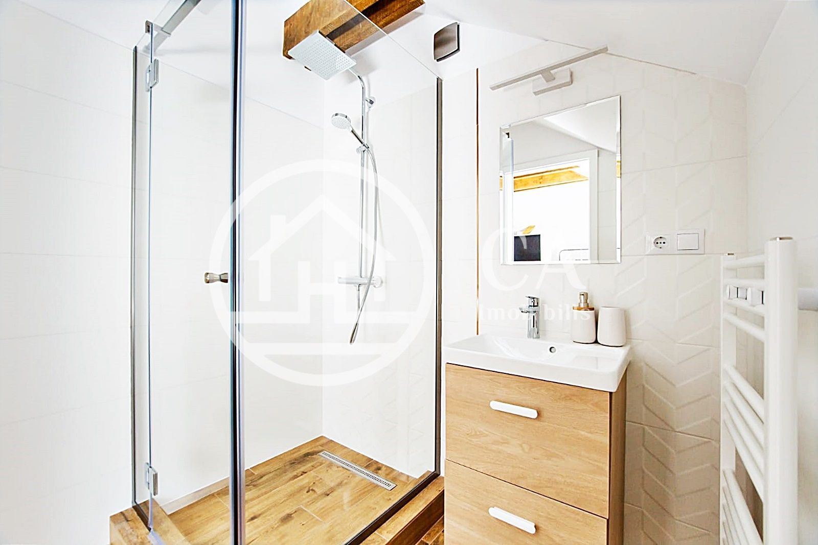 Apartament la casa, de inchiriat cu 1 camera in zona Centrala, Oradea - Poză 4