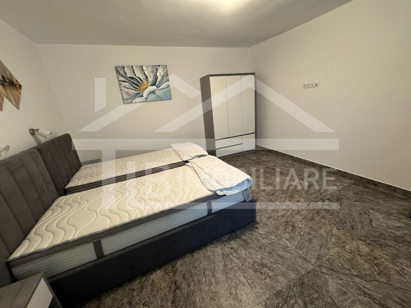 Apartament cu 2 camere, decomandat, 65mp, Zona Ultracentral - Poză 9