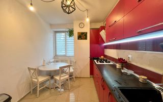 Apartament cu 3 camere in Sopor - Poză 4