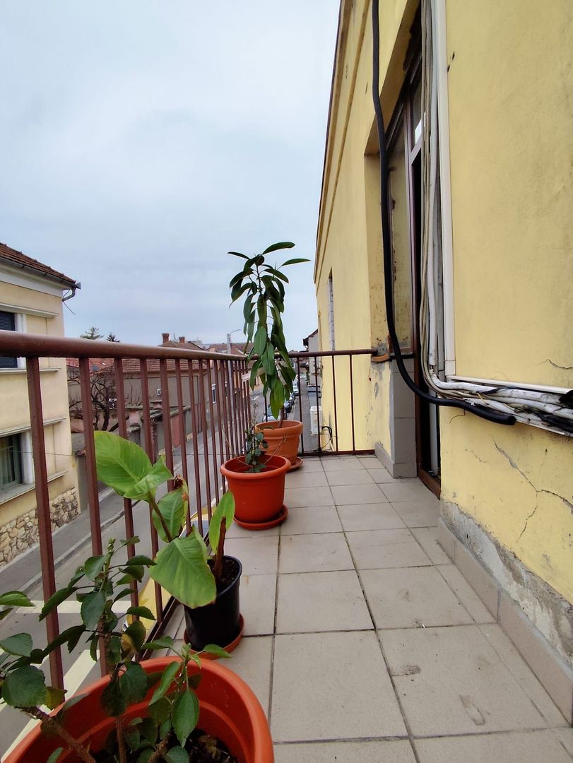 Vanzare | Apart.2 Camere | etajul 1 | langa Parcul Balcescu | Oradea - Poză 15