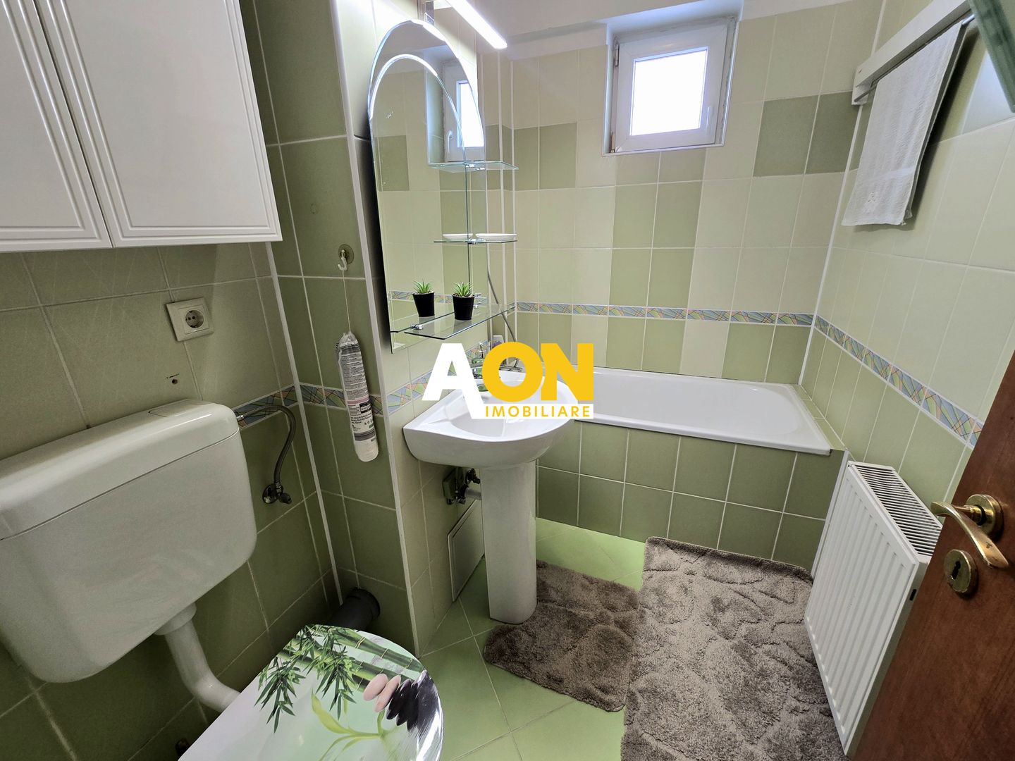 Apartament cu 2 Camere, Bloc cu Lift, Zonă Ultracentrală - Poză 10