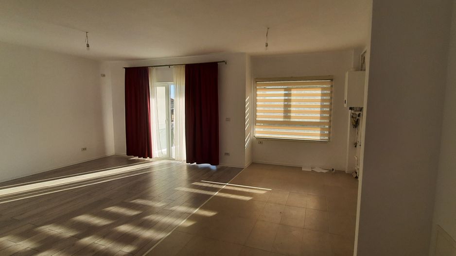 Apartament cu 3 camere. - Poză 18