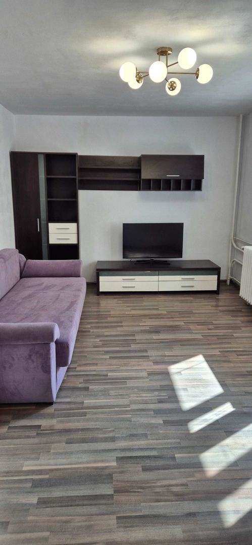 Apartament de 2 camere 100 metri metrou in zona Drumul Taberei - Poză 1