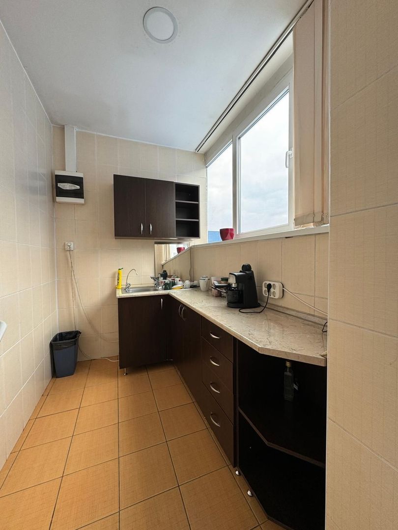 Spatiu de birouri de inchiriat | 20 parcari | Zona strazii Fabricii - Poză 7