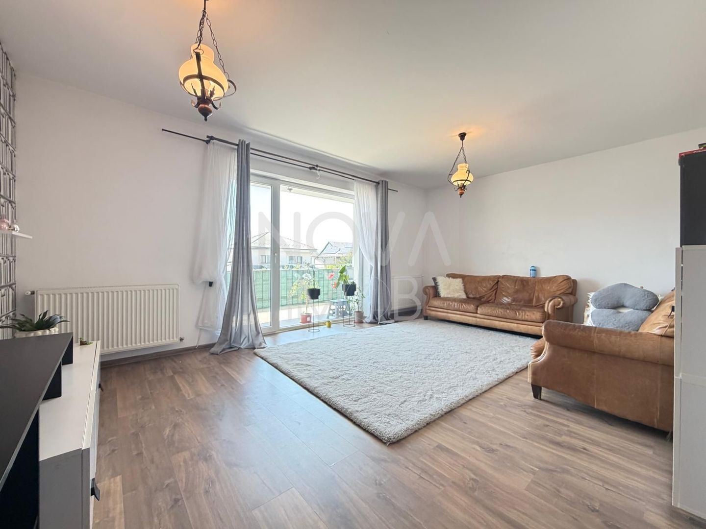 Apartament 3 camere decomandat, etajul 1,  Selimbar - Poză 2